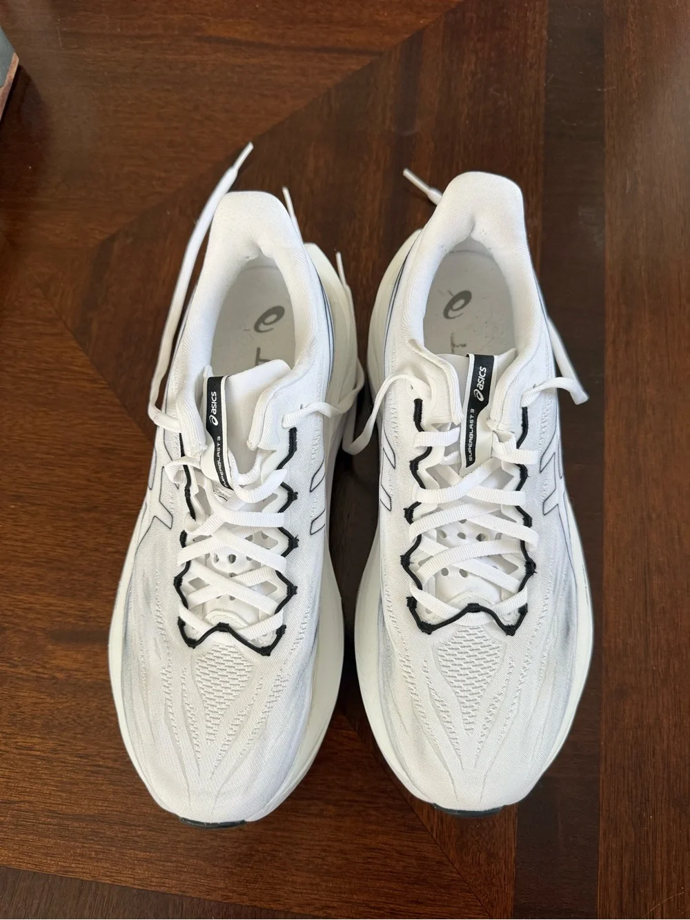 ASICS superblast - Picture 2 of 5
